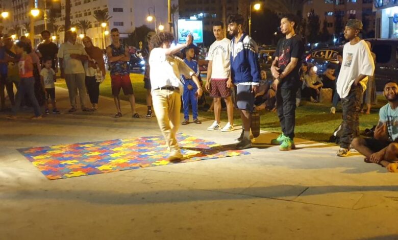 فن الشارع المغربي.. تسول أم "موهبة متمردة"؟