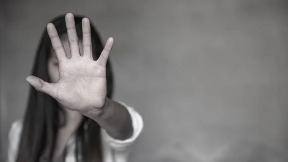 في الأيام الأممية لمناهضته.. فعاليات نسائية يشخصن واقع العنف ضد المرأة المغربية