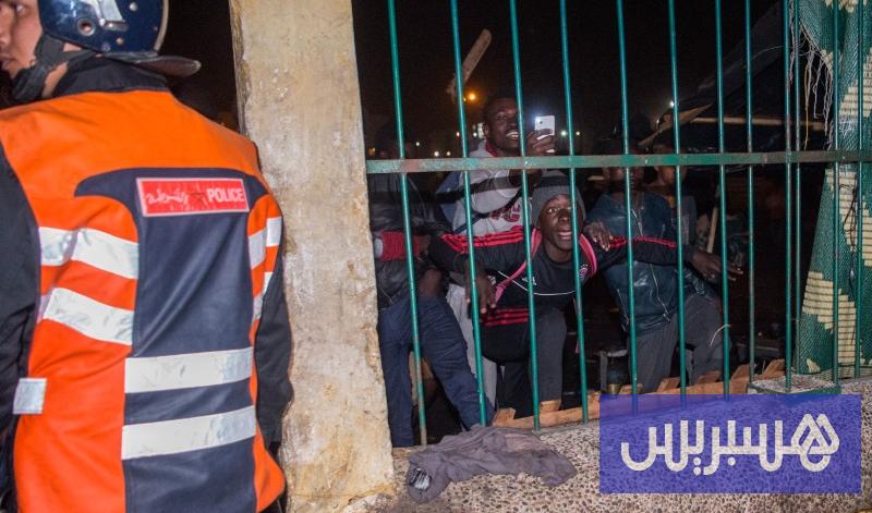 من العبور إلى الاستيطان... حوادث العنف تؤدي إلى تفاقم وضع المهاجرين من جنوب الصحراء الكبرى