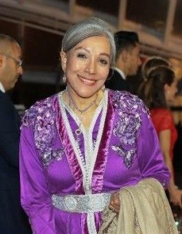 نعيمة المشرقي تشارك في البرنامج "عزيزي ماي " وتروي فيه قصص الأمهات بصوتها عبر قناة المغرب الثانية.