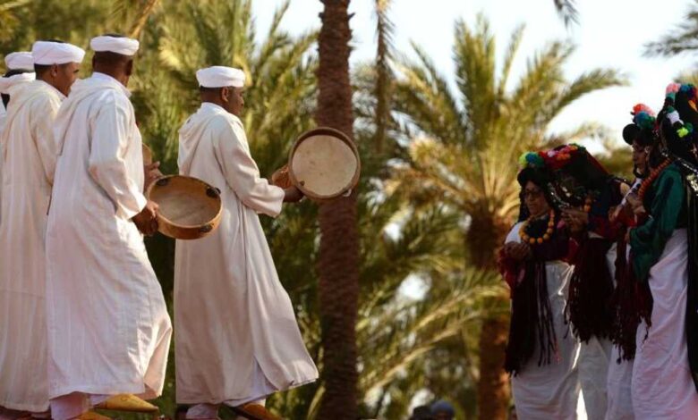 الفن المغربي... تدفقات متعددة وسحر في الأداء