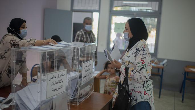 القانون المغربي: هل تغير “السياحة السياسية” الخريطة السياسية؟