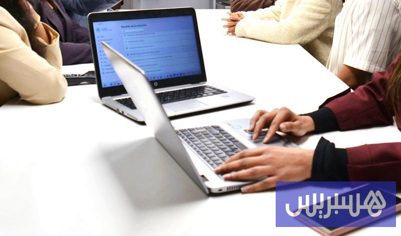 "المغرب الرقمي بسرعتين" هي حركة مواطنة تلفت الانتباه إلى الفجوة بين الدولة والمجتمع