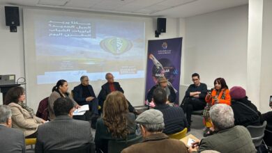 بين الفضاء الرقمي والشوارع.. باحثون يناقشون هوية "الجيل الجديد" بالمغرب - صوت المغرب