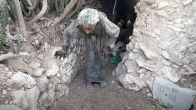 سياسيون في الحملة الانتخابية و"حاصبية الكهف".. القصة الصادمة لامرأة مسنة من آسفي أشبعتها جوع التراب - صوت المغرب