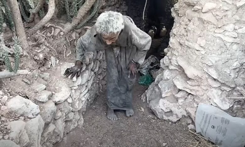 سياسيون في الحملة الانتخابية و"حاصبية الكهف".. القصة الصادمة لامرأة مسنة من آسفي أشبعتها جوع التراب - صوت المغرب