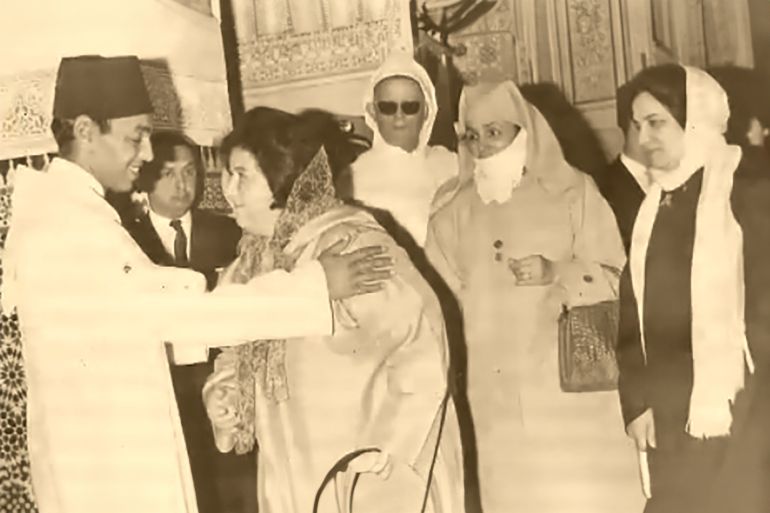 مليكة الفاسي استقبلها الملك الراحل الحسن الثاني