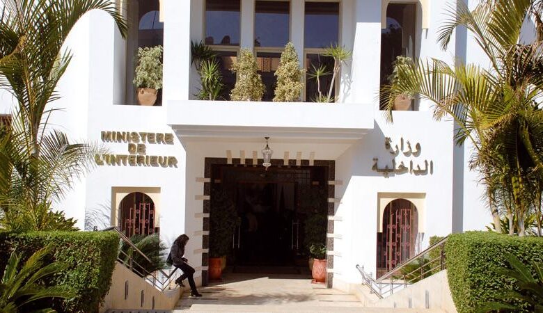 قيادة “الداخلية” لبرامج التنمية الترابية يثير مخاوف من “تآكل” صورة المنتخبين