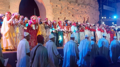 مهرجان مراكش للفنون الشعبية يتوج الحضور النسائي في الحفاظ على التراث الثقافي المغربي